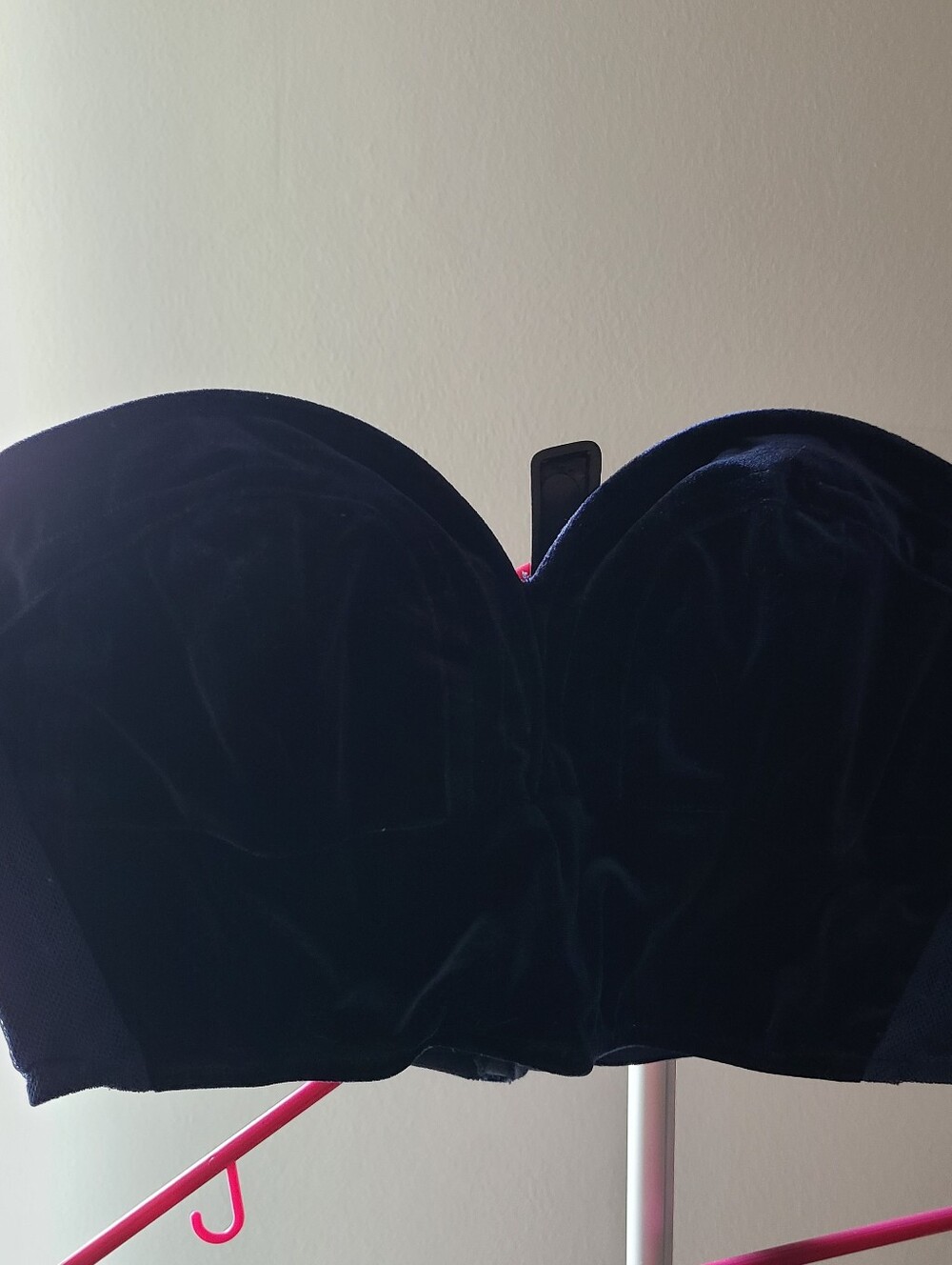 Urban Outfitters Sparkle N Fade Velvet Strapless Bustier Top in Blue Sapphire